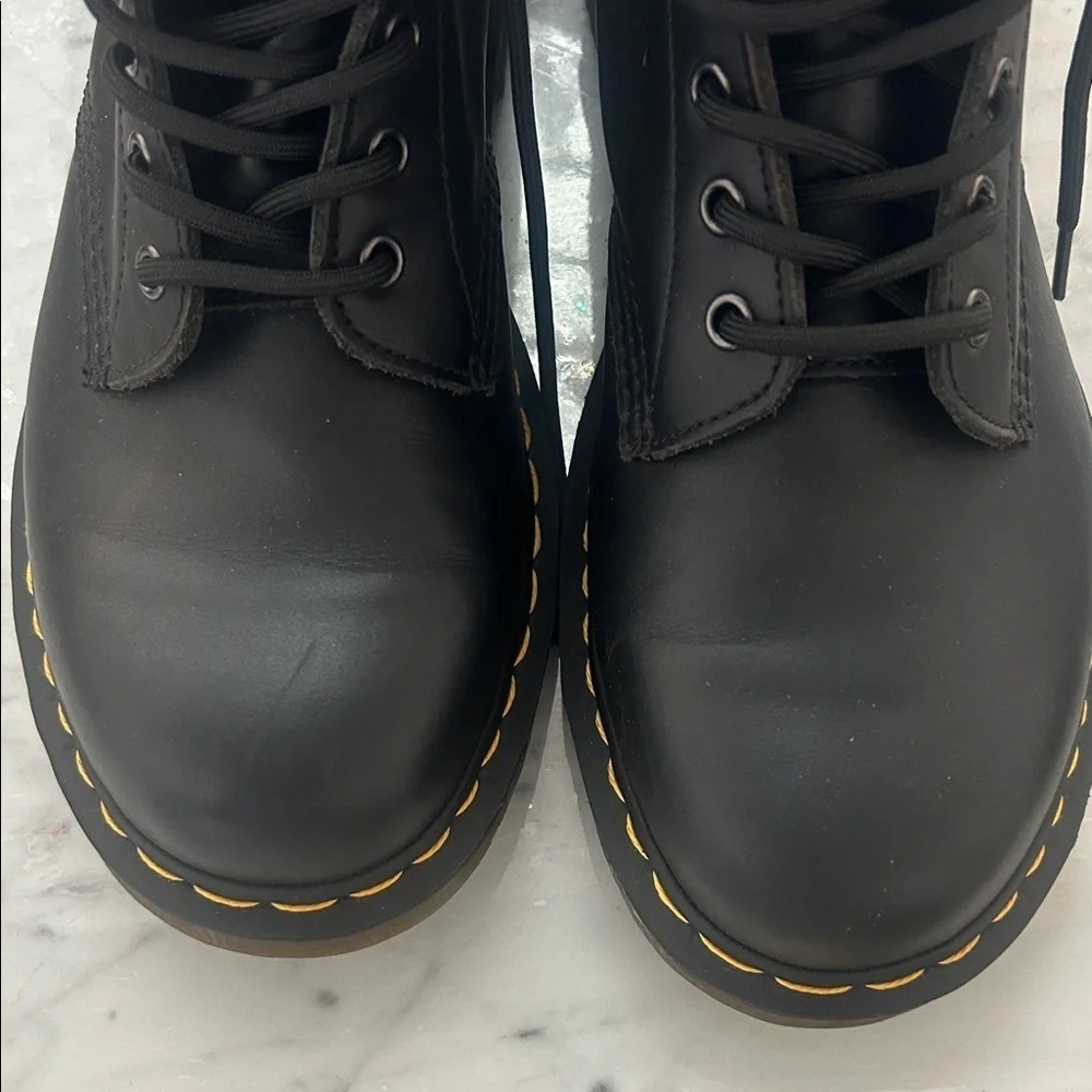 NWT Classic Black Leather Smooth Leather Lace Up Boots Sz US 7